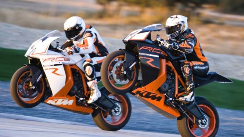 KTM
              RC8r