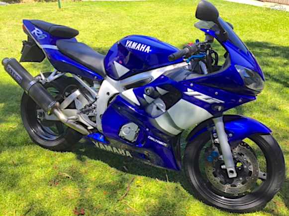 Yamaha R6