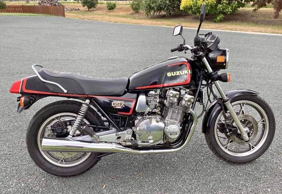 suzuki
              gsx1100e