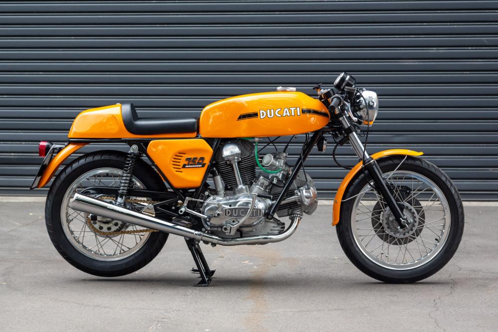 ducati 750 sport