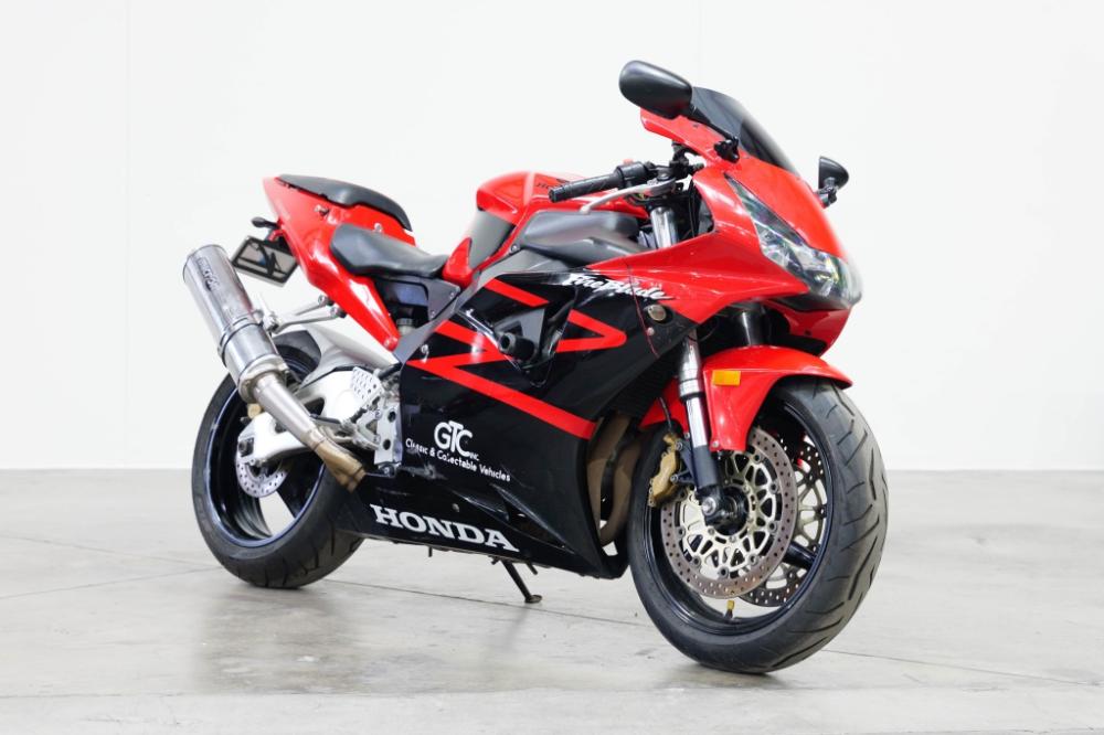 honda
              fireblade