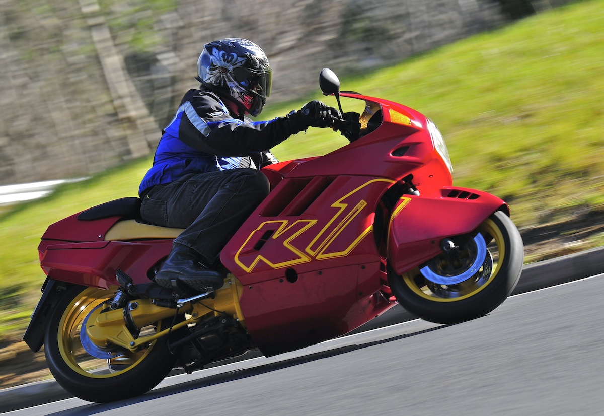 BMW K1