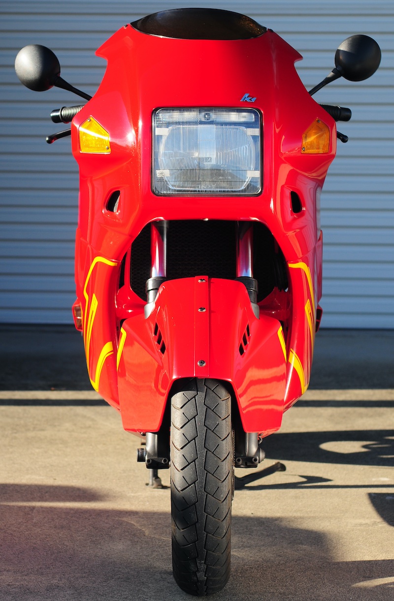 BMW K1