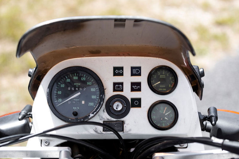 BMW
                R100GS