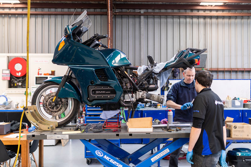 BMW K1100LT