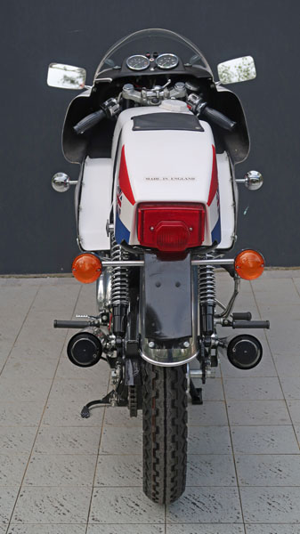 Norton Commando JPS