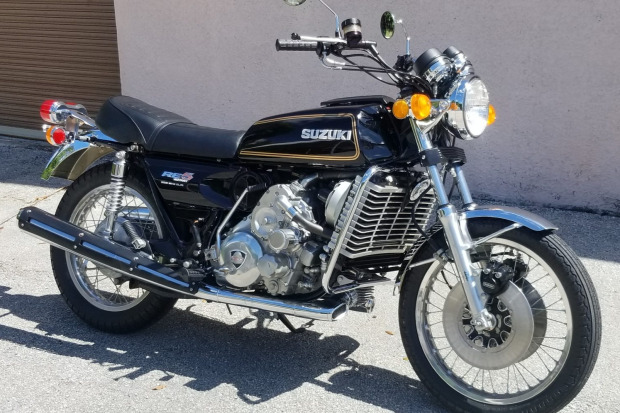 Suzuki re5
