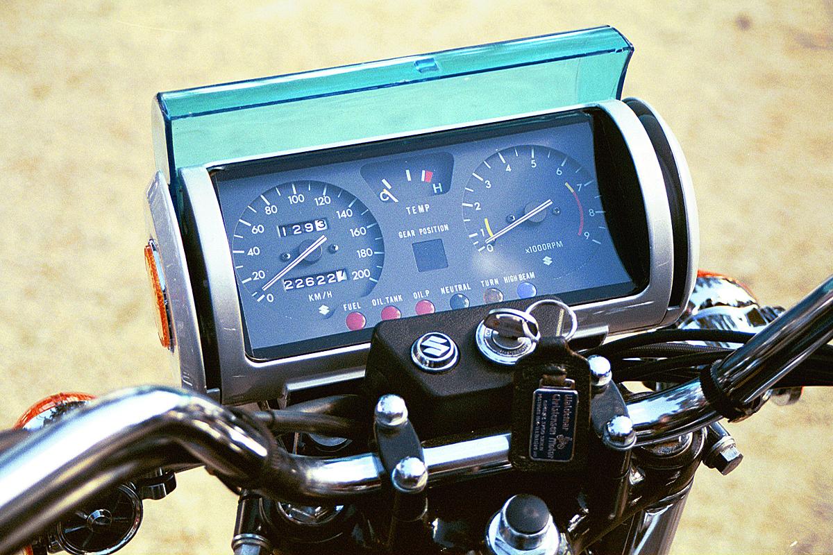 Suzuki re5