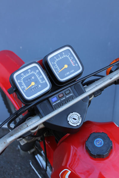 Suzuki
                TS185ER