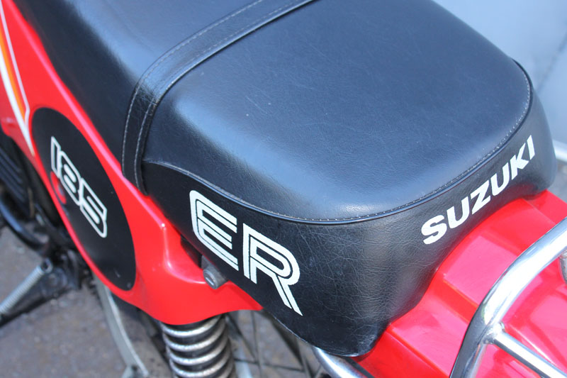 Suzuki
                TS185ER