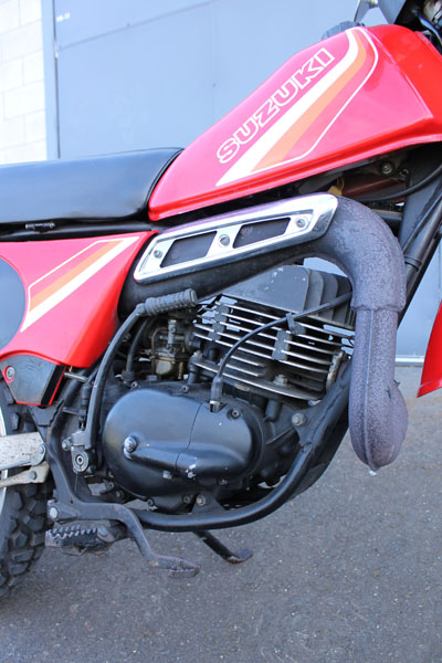 Suzuki
                TS185ER