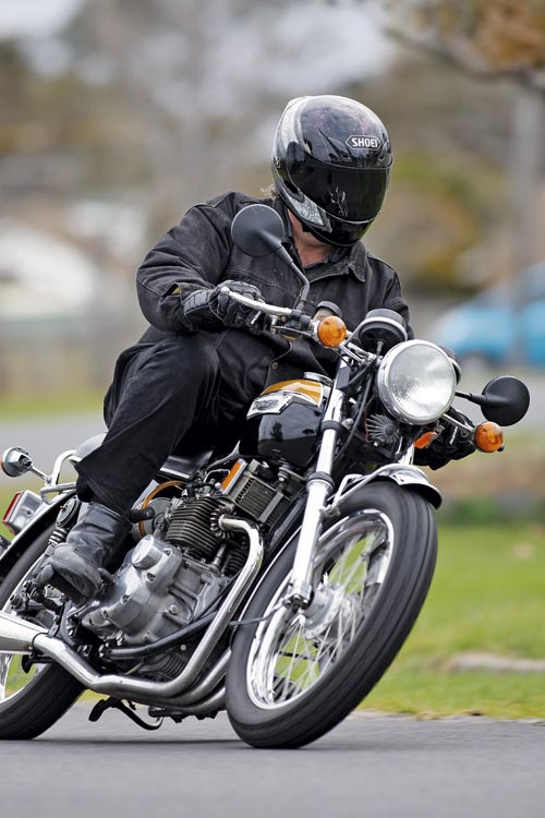 Triumph T150V