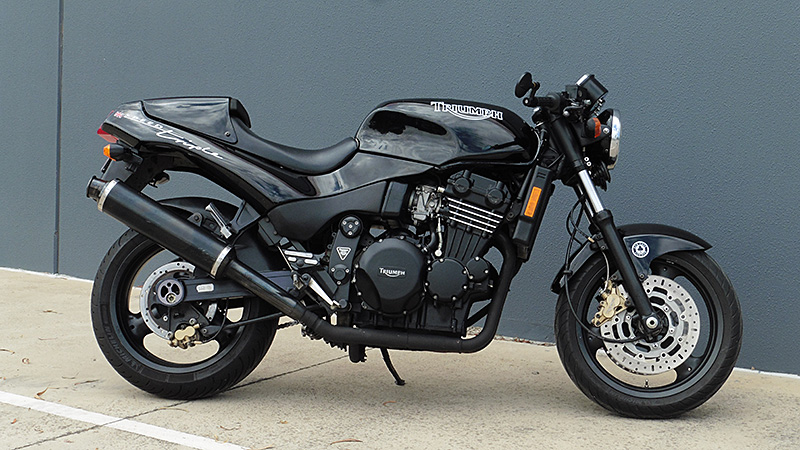 Triumph T300 Speed Triple