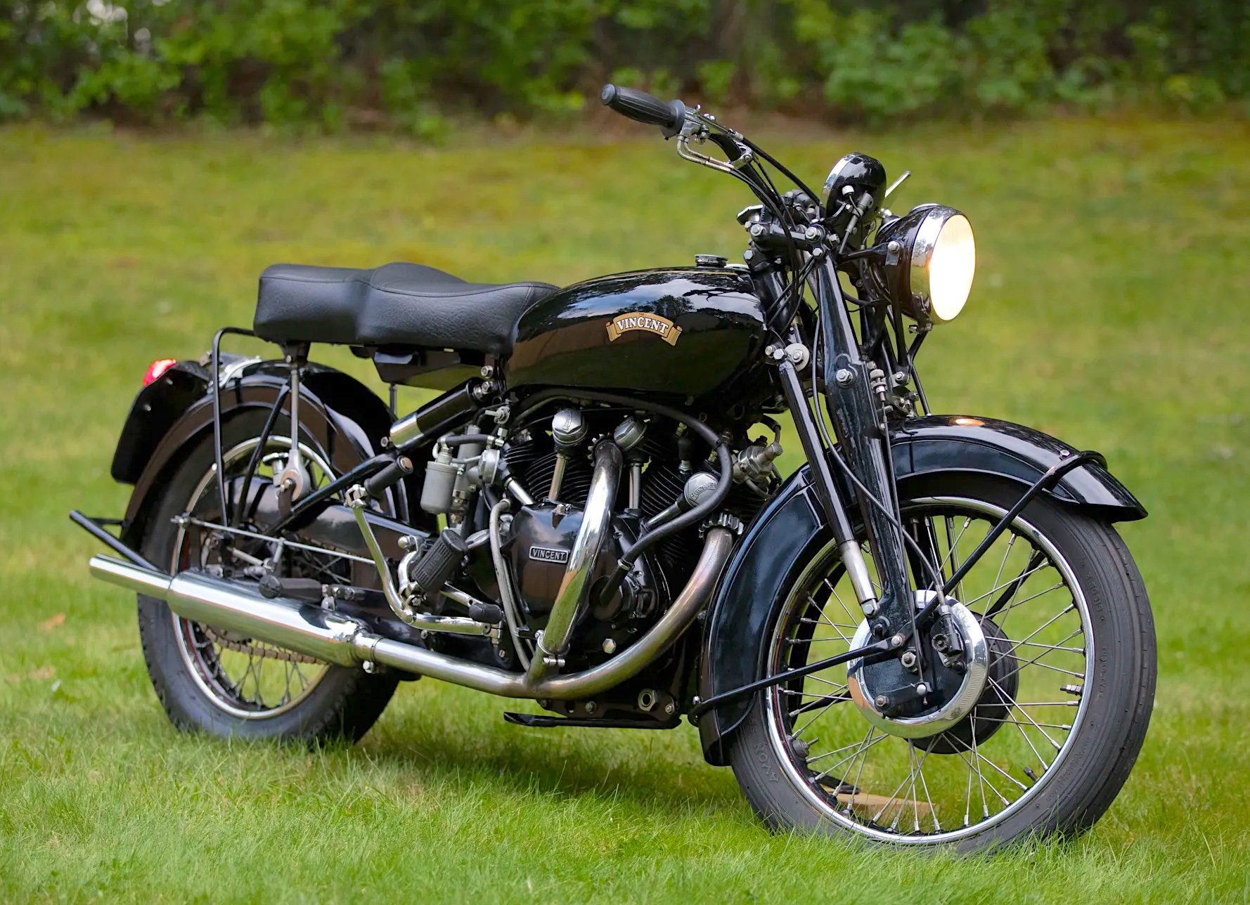 vincent
              black shadow