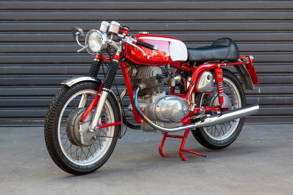 mv agusta 350 b sport