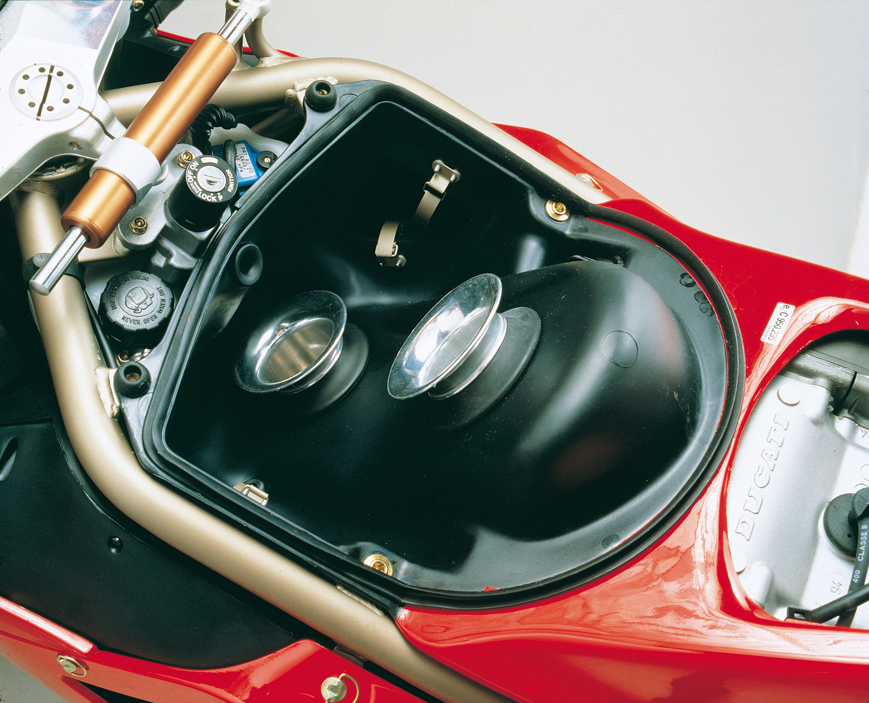ducati 916